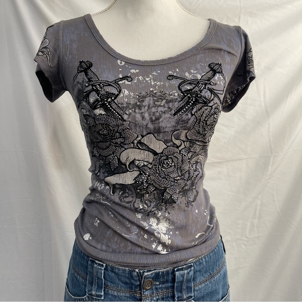 Y2K Miss Me Gray Graphic tee